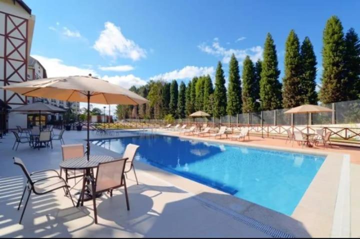 Suite Cond Vista Azul Em Pedra Azul - Домингус-Мартинс Экстерьер фото
