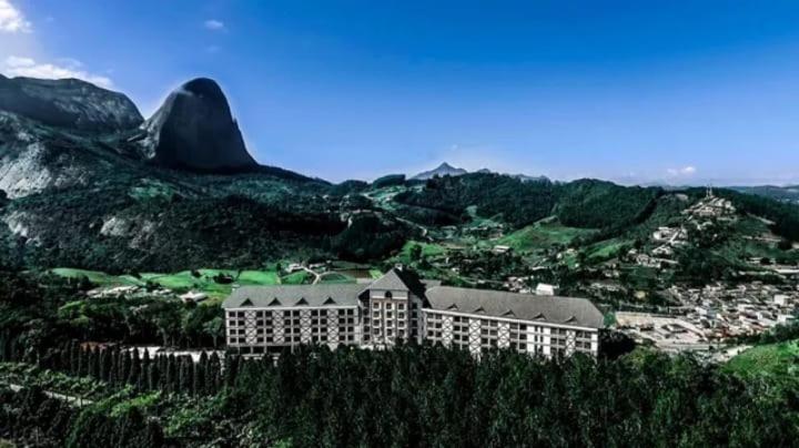 Suite Cond Vista Azul Em Pedra Azul - Домингус-Мартинс Экстерьер фото